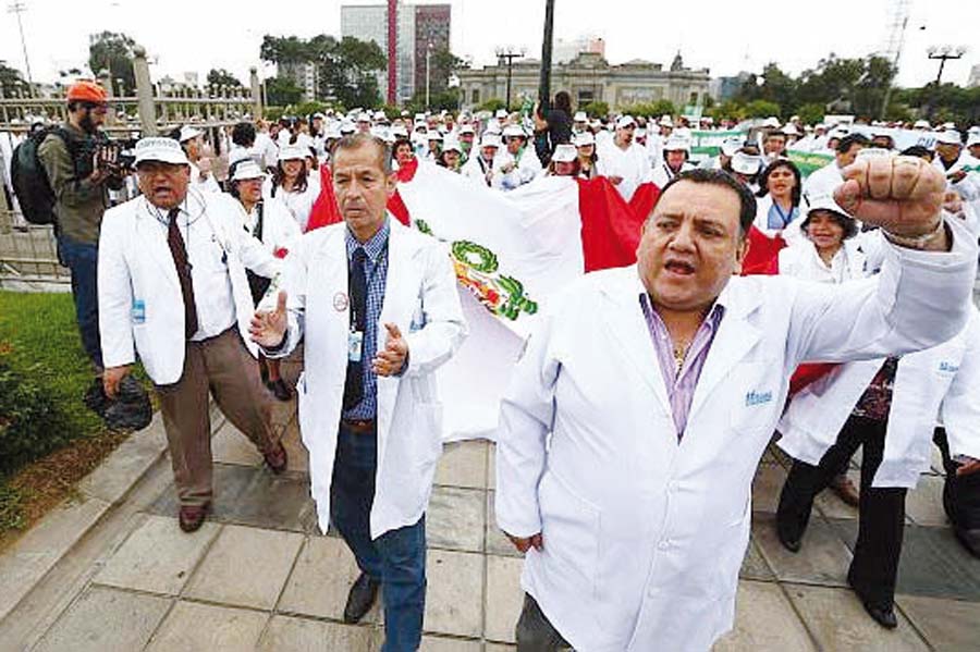 Médicos en huelga