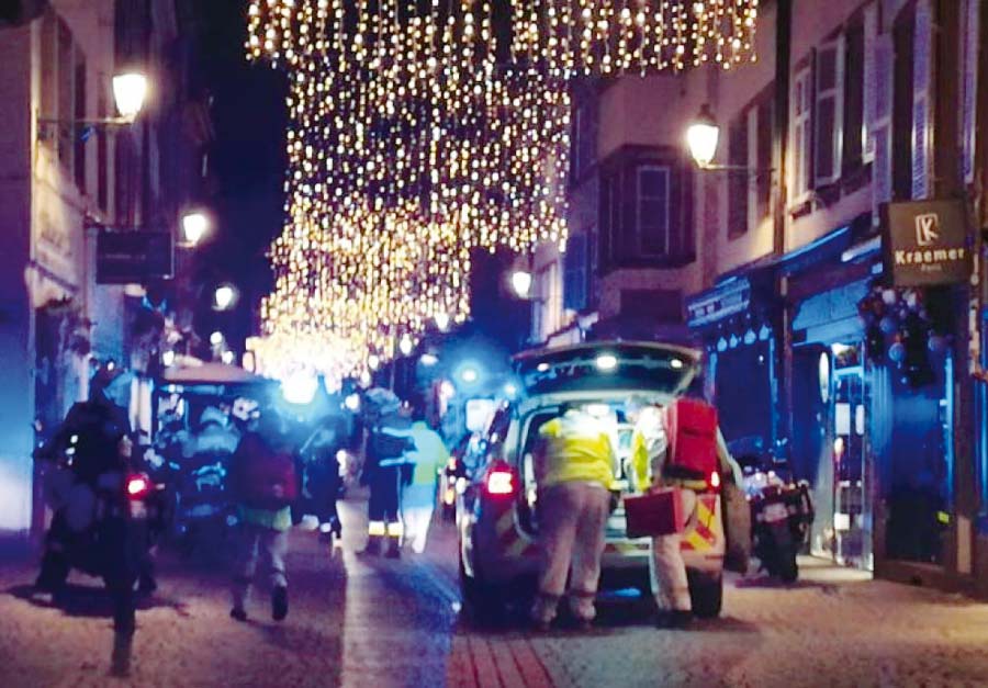 Cinco personas murieron y once resultaron heridas en un tiroteo en el centro de Estrasburgo
