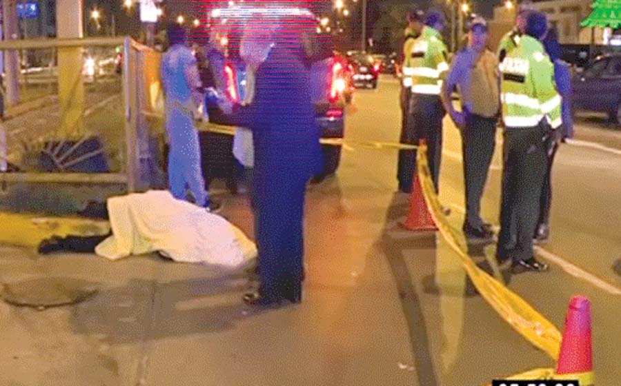 Motociclista muere tras chocar con auto