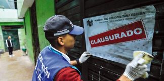 Clausuran comercios de la Av. Aviación