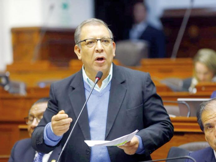 Marco Arana, congresista del Frente Amplio