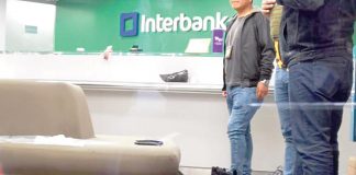 Policía frustra asalto en banco