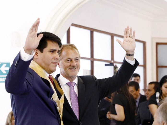 Carlomagno Chacón y Jorge Muñoz Carlomagno Chacón y Jorge Muñoz