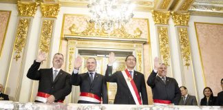 Juraron ministros De Defensa, Jorge Moscoso Flores y Cultura,Luis Castillo Butters