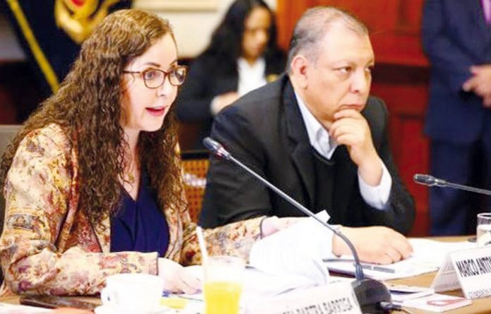 Rosa Bartra y Marco Arana