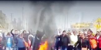 Carretera Central fue bloqueada por trabajadores del Minsa