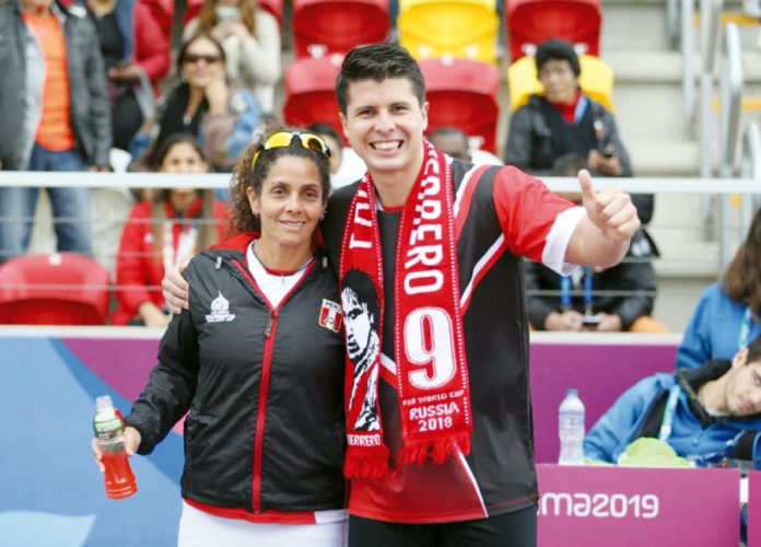 Kevin Martínez y Claudia Suárez