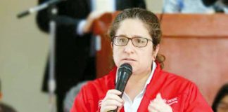 Ministra del Ambiente, Lucía Ruíz