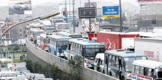 Tránsito en Lima