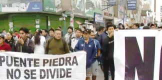 Vecinos de Puente Piedra bloquearon la Panamericana Norte