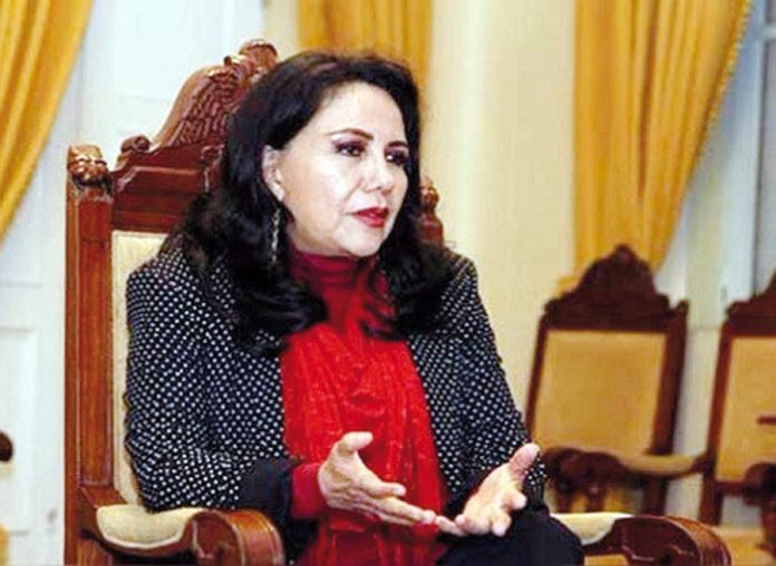 Gloria Montenegro