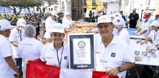 Guinness World Records al alcanzar 784.53 kilos de ensalada de corazones de esta hortaliza