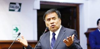 Javier Velásquez Quesquén