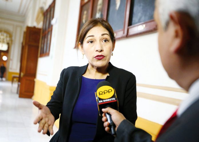 Milagros Salazar