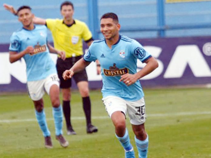 Sporting Cristal venció 1-0 al Ayacucho