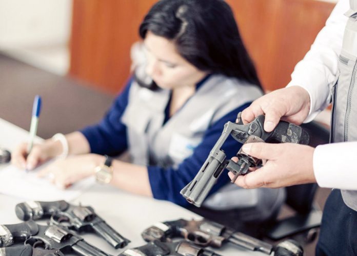 Armas ilegales Armas ilegales