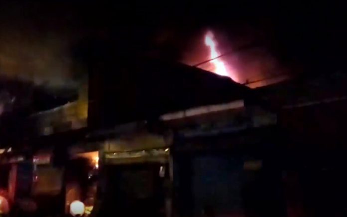 Mamita y tres hijos mueren en incendio