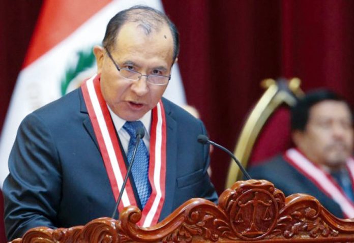 Víctor Ticona Postigo