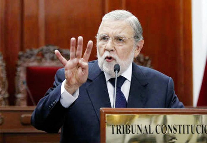 Ernesto Blume Fortini, miembro del Tribunal Constitucional