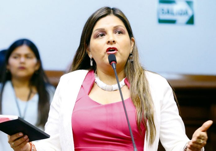 Karina Beteta