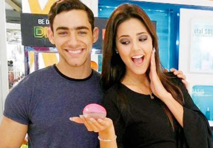 Austin Palao y Luciana Fuster