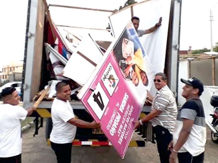 Retiran propaganda política de calles de Bellavista