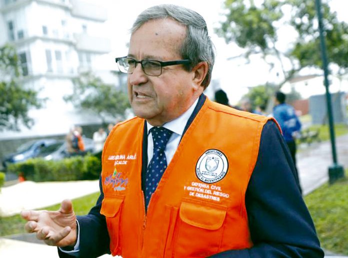 Alcalde de Miraflores, Luis Molina
