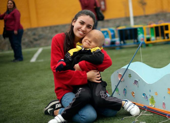 Pacientes pediátricos con tumores cancerosos
