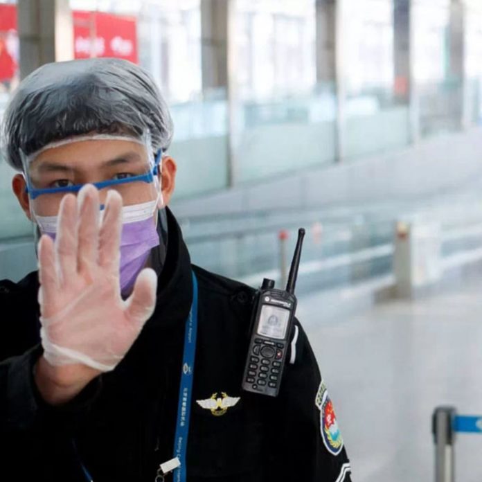 China cerrará entrada a extranjeros para evitar rebrote