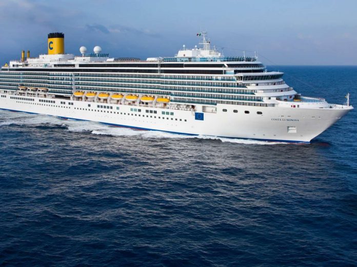 Mueren 4 pasajeros a bordo de crucero con contagiados