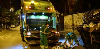 Camion recolector de basura