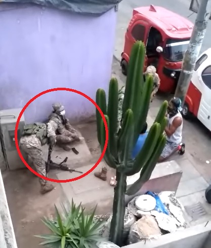 Miembro del Ejército se dispara accidentalmente Miembro del Ejército se dispara accidentalmente