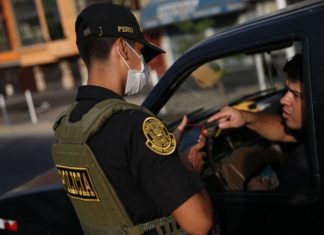 Por más de un millón de soles investigarán compras de la PNP Policía Nacional del Perú