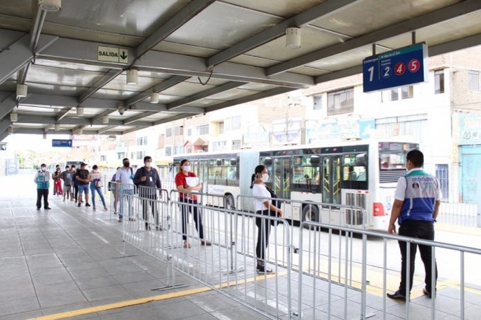 Estación de Naranjal, Metropolitano de Lima Estación de Naranjal, Metropolitano de Lima