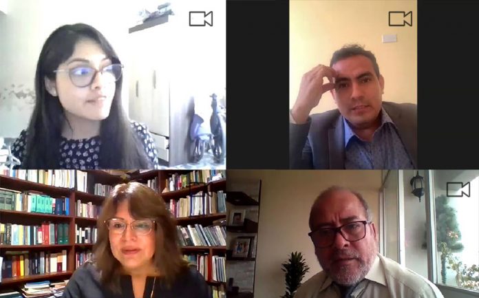 Sustentan tesis de titulación de manera virtual durante cuarentena