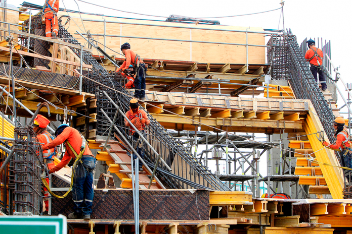 La minería e industria, construcción, turismo y restaurantes, y comercio reanudarán actividades