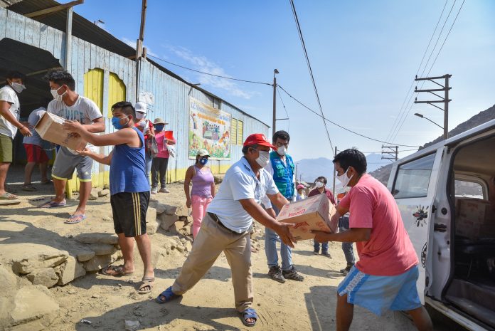 Familias vulnerables de SJL reciben donación de productos de primera necesidad