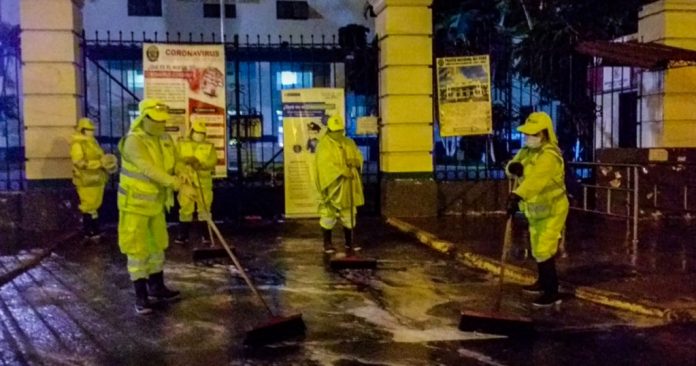 Realizan limpieza en exteriores de Hospital Policial y Militar