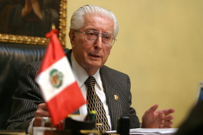 Javier Alva Orlandini