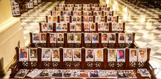 Fallecidos por coronavirus recibieron conmovedor homenaje