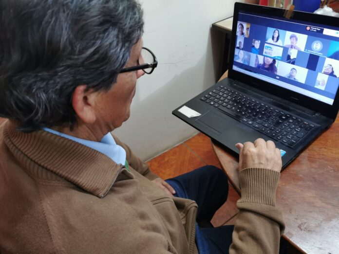 Capacitan a dirigentes vecinales sobre alimentación saludable