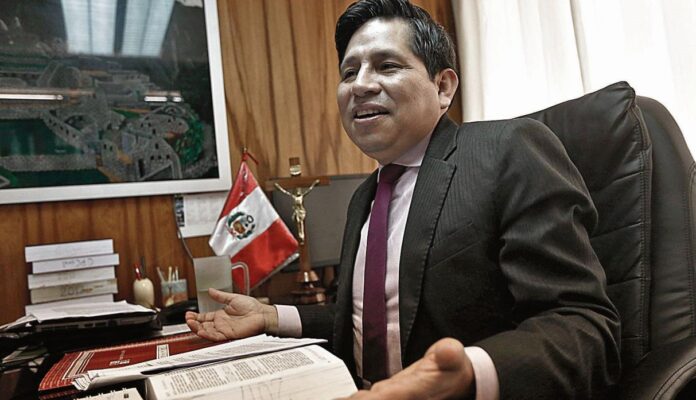 Elio Abel Concha Calla