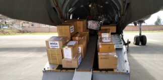 Traslado de medicinas por la Fuerza Aérea del Perú