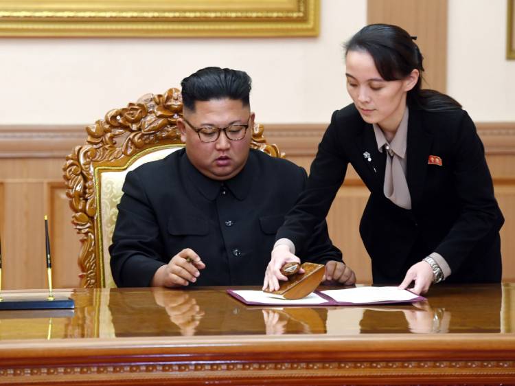 Kim Yo-jong y su hermano Kim Jong-un