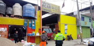 Encuentran local que guardaba toneladas de pegamento bamba