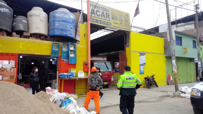 Encuentran local que guardaba toneladas de pegamento bamba