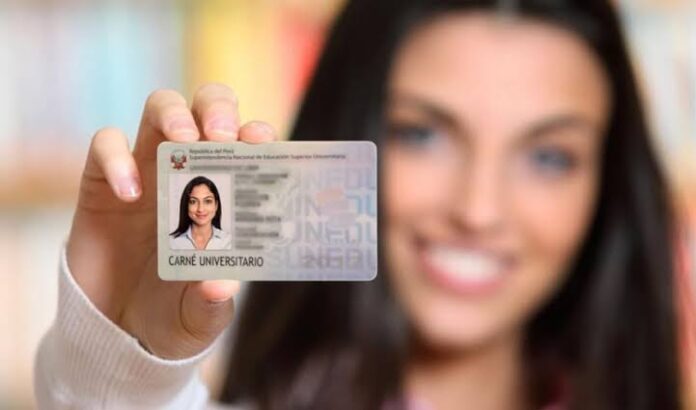 Carné universitario