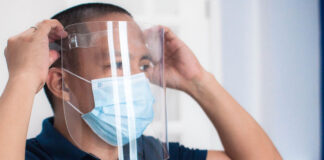 Uso de mascarilla junto con protector debe continuar y no bajar la guardia Uso de mascarilla junto con protector debe continuar y no bajar la guardia