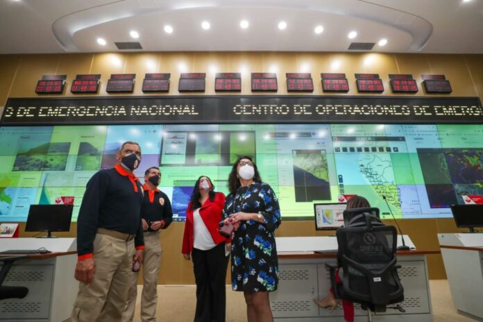 Jefa del Gabinete inspeccionó el COEN