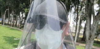 Recomiendan uso de lentes solares así se lleve escudo facial